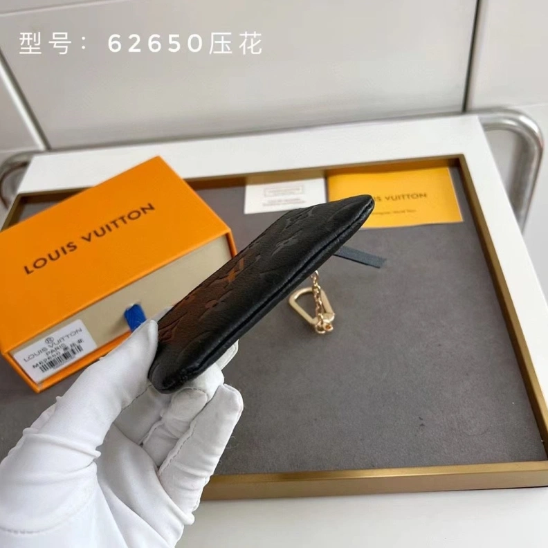 LX Wallets Lightweight 9767