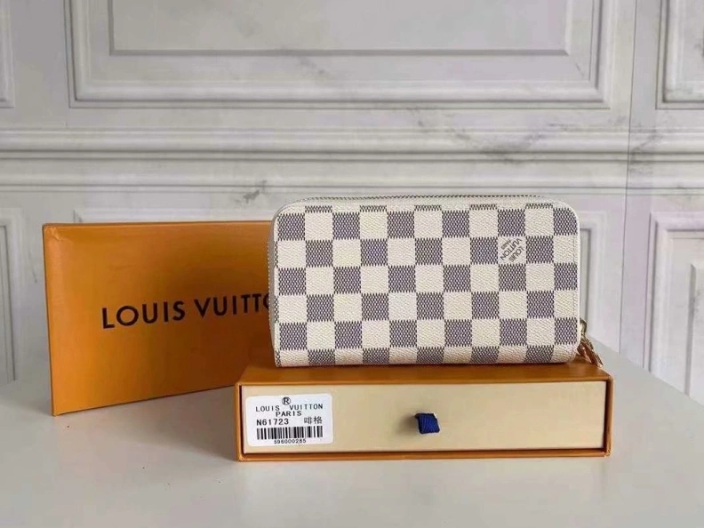 Bright LX Wallets 9700