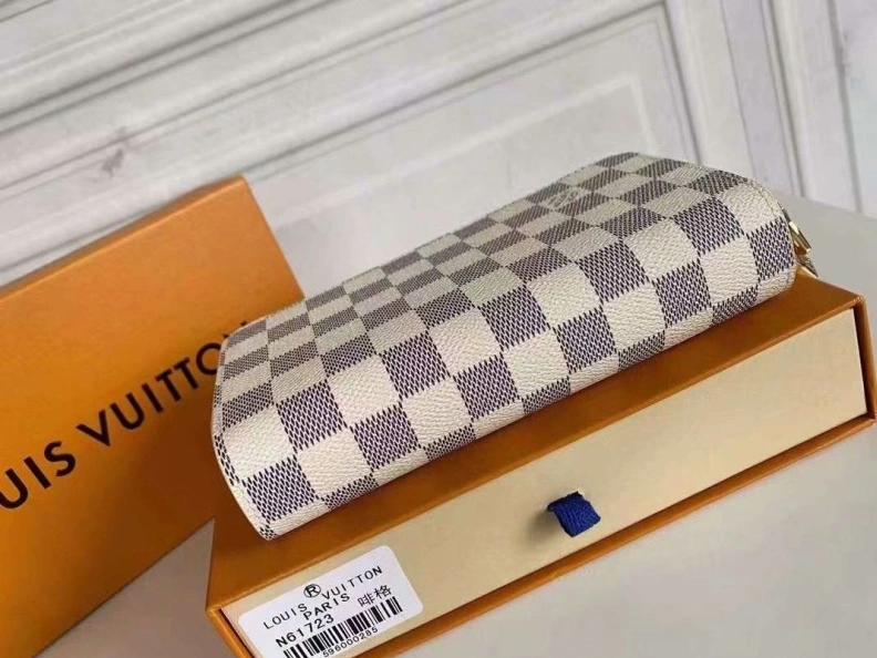 Bright LX Wallets 9700