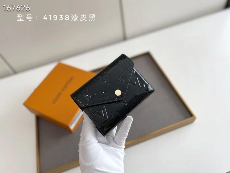 LX Wallets Practical 9717