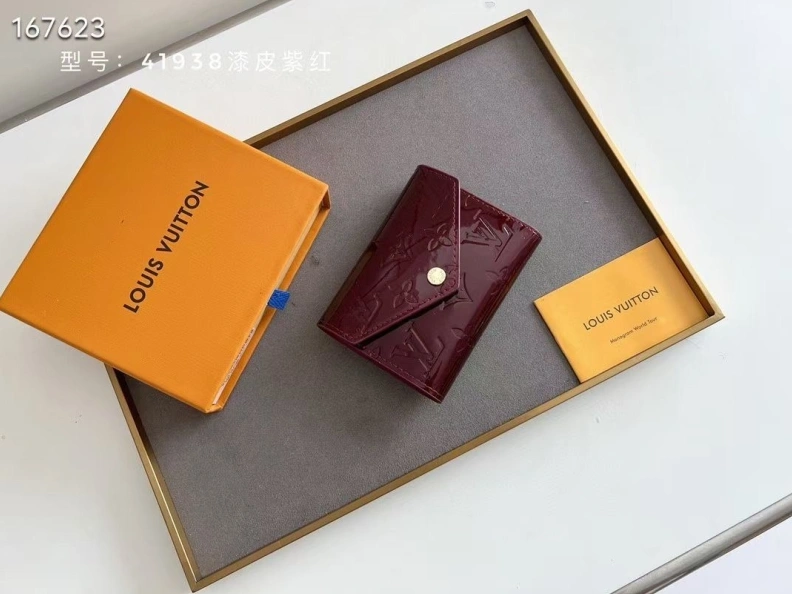 WellDesigned LX Wallets 9704