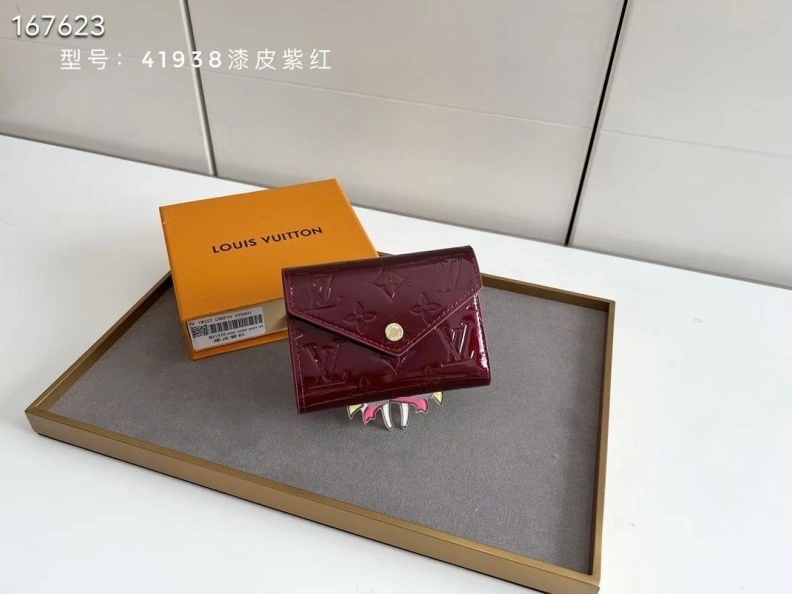 WellDesigned LX Wallets 9704