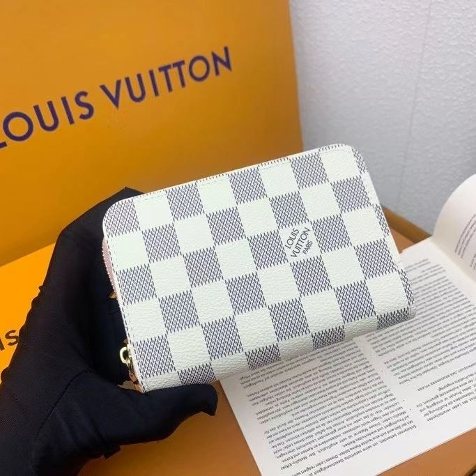 Soft LX Wallets 9750
