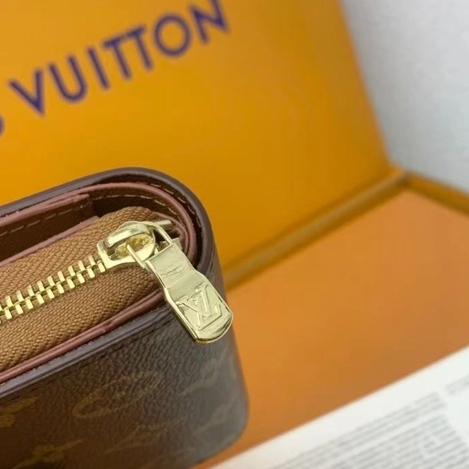 Cozy LX Wallets 9701
