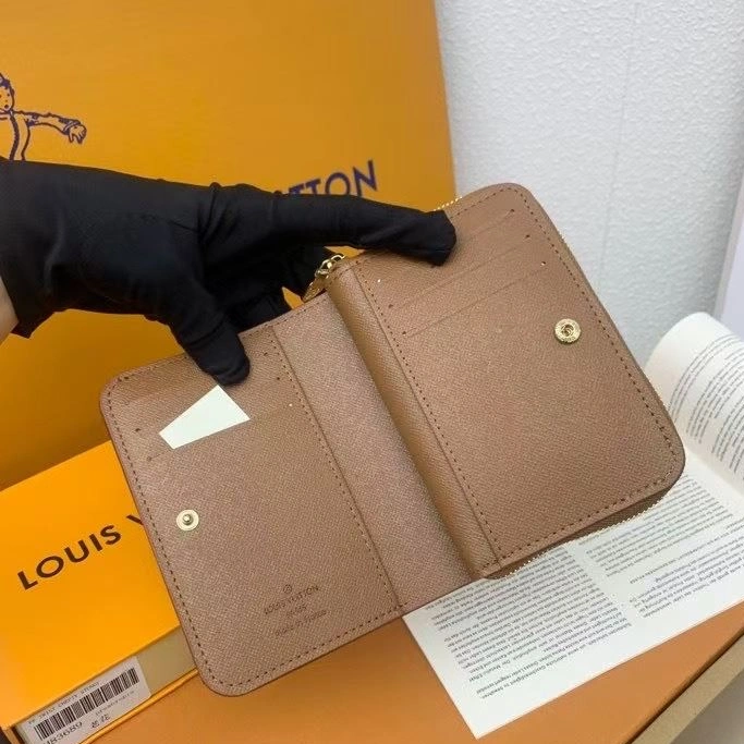 Cozy LX Wallets 9701