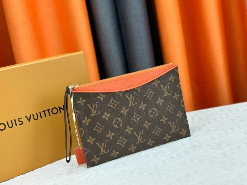 Vibrant LX Clutch Bags 11525