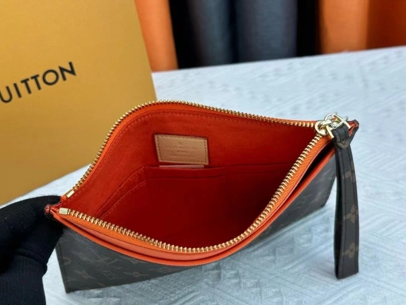 Vibrant LX Clutch Bags 11525