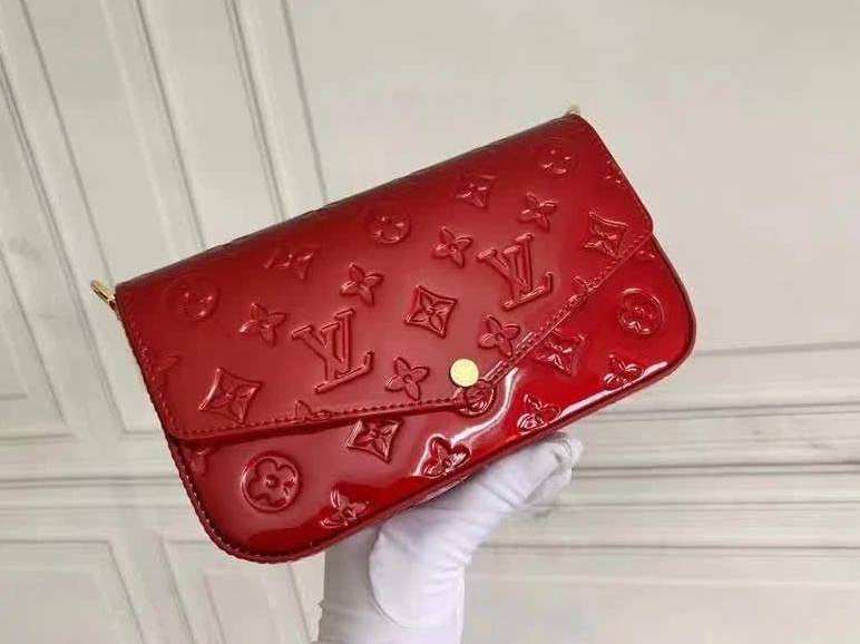 DailyWear LX Wallets 9657