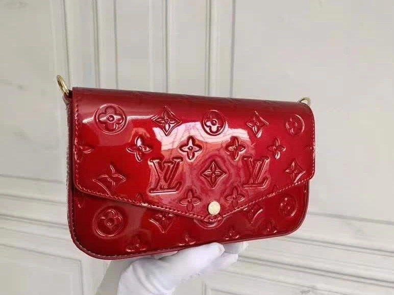 DailyWear LX Wallets 9657