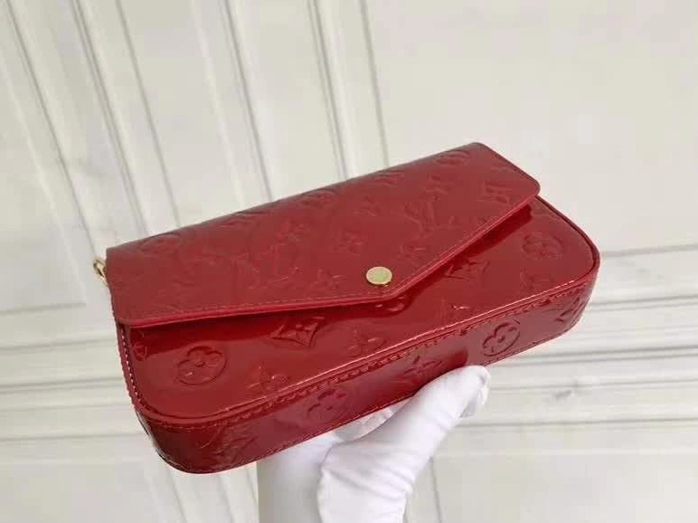 DailyWear LX Wallets 9657