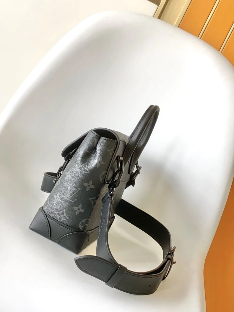Comfortable LX Top Handle Bags 10588