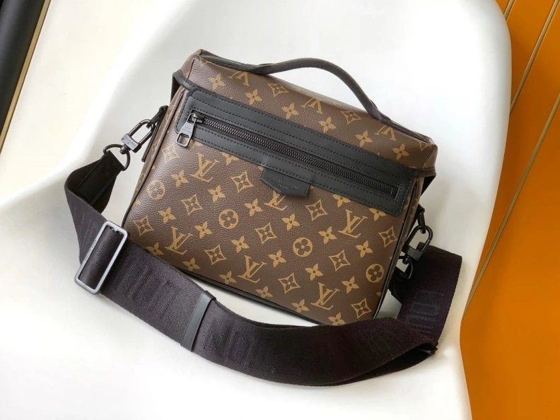 Affordable LX Top Handle Bags 10574