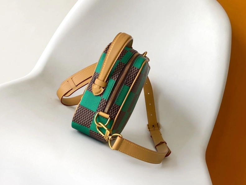 EyeCatching LX Box Bags 11877