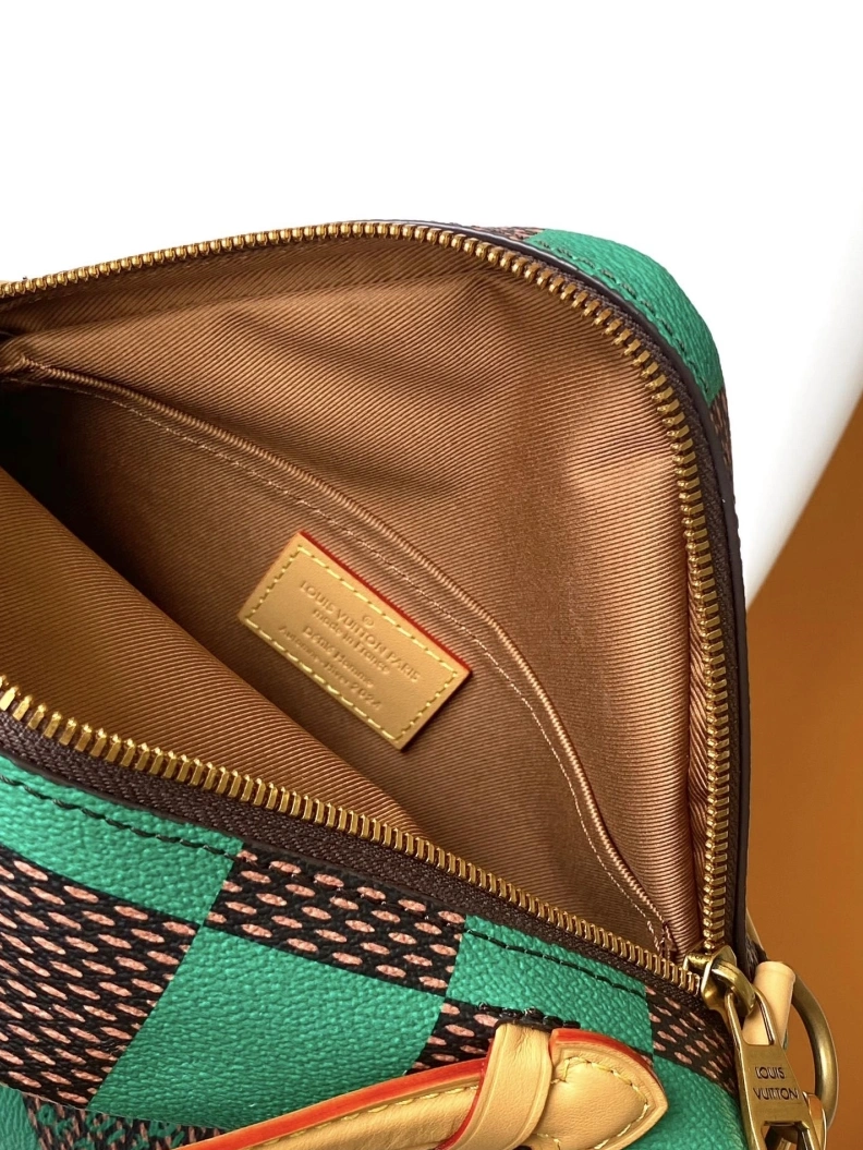 EyeCatching LX Box Bags 11877