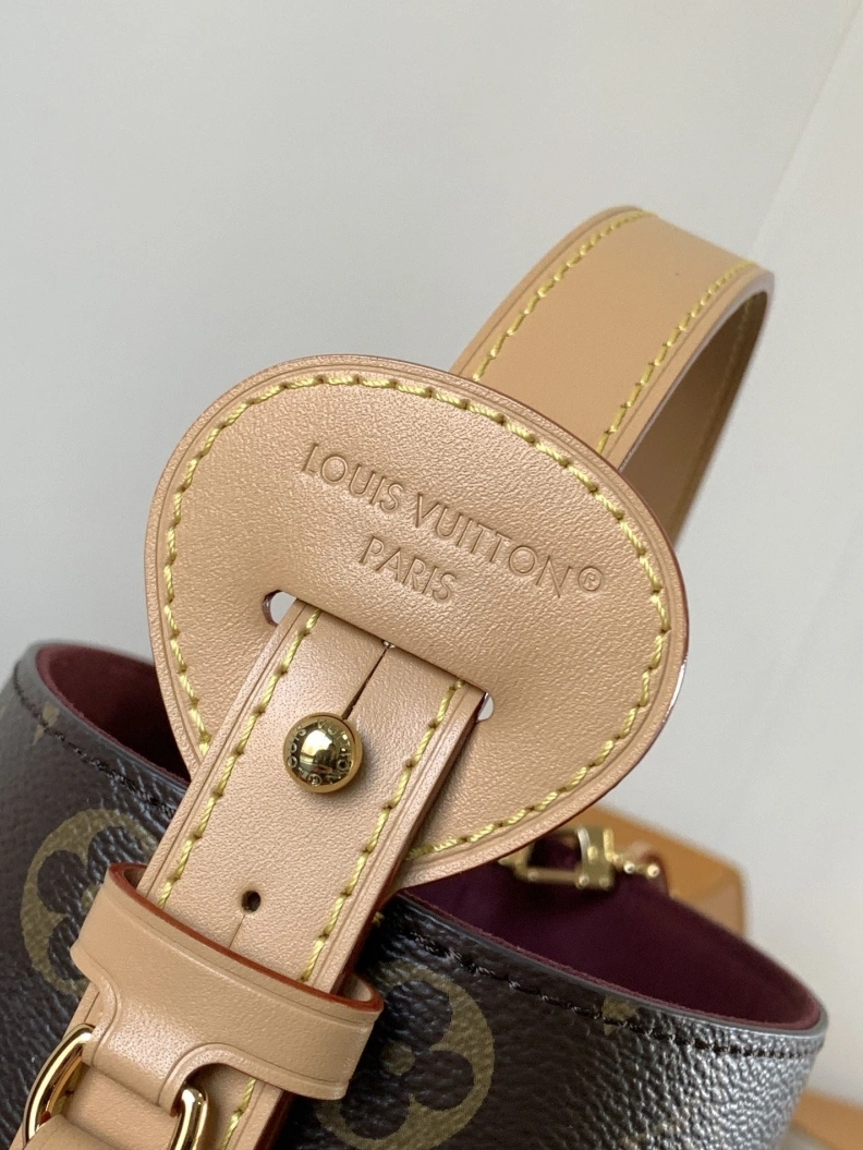 LX Bucket Bags Compact 11812