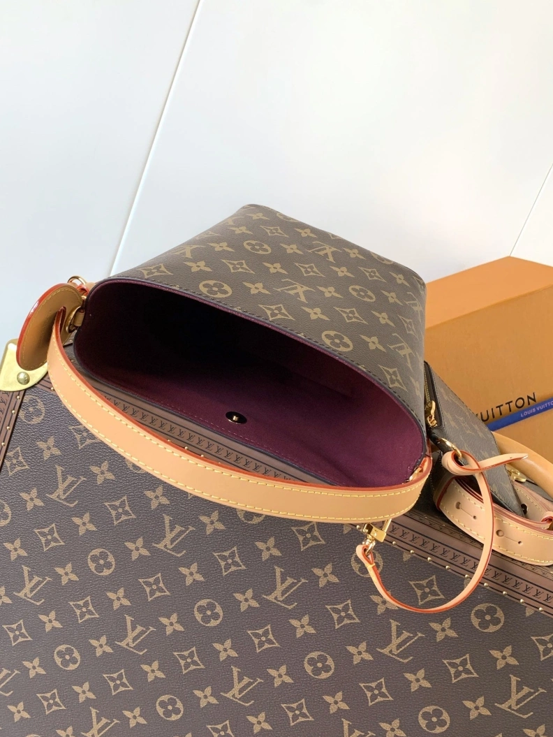 LX Bucket Bags Compact 11812