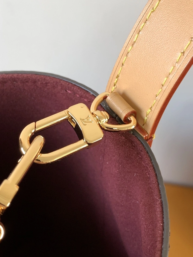 LX Bucket Bags Compact 11812