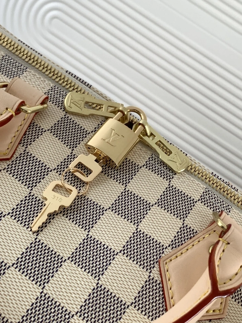 Comfortable LX Speedy Bags 10757