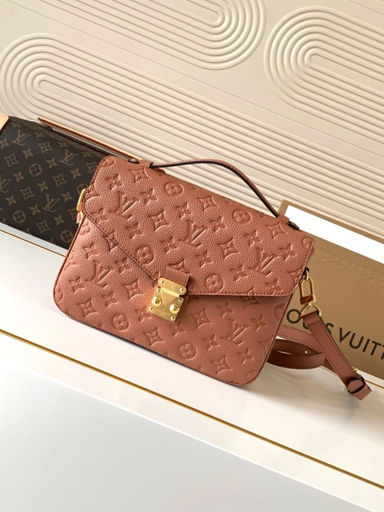 Minimalist LX Top Handle Bags 10568