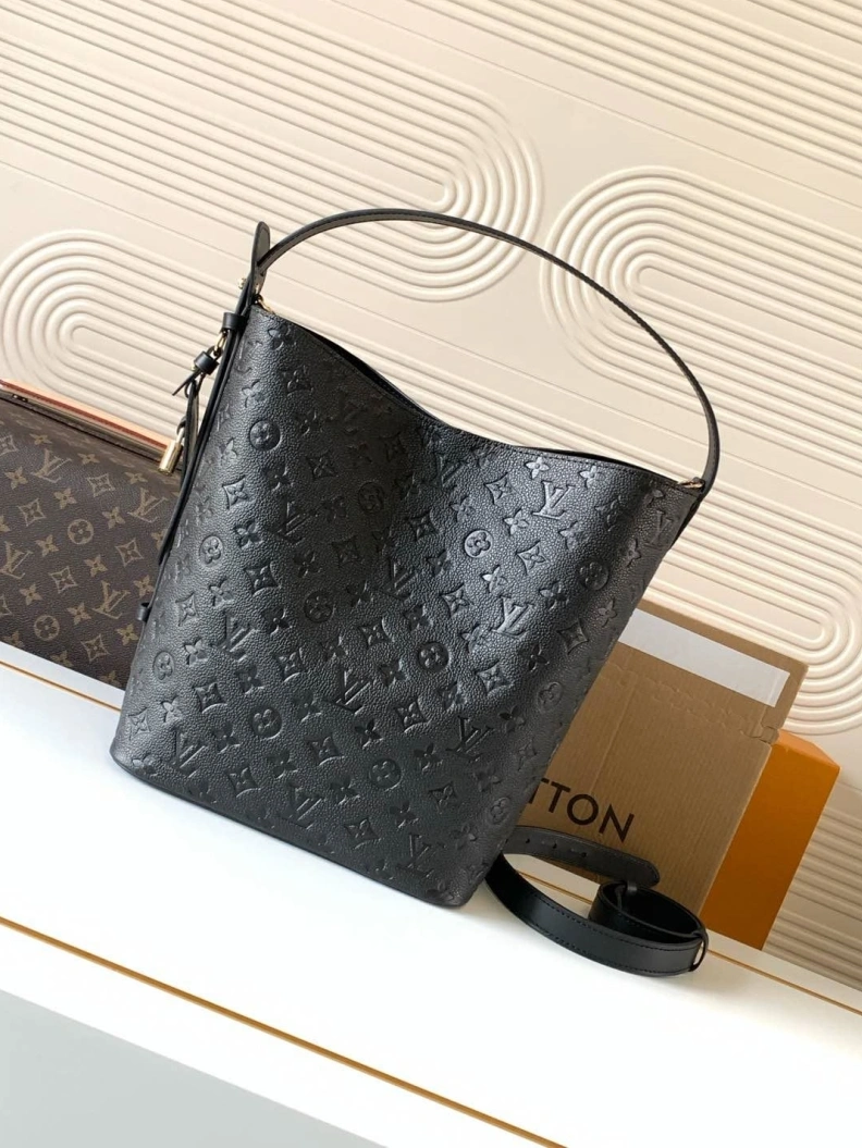 Comfortable LX Bucket Bags 11809
