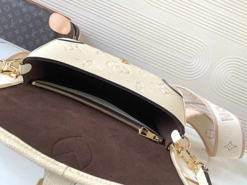 LX Satchel Bags EyeCatching 11073