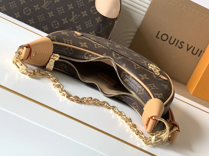 Comfortable LX Top Handle Bags 10585