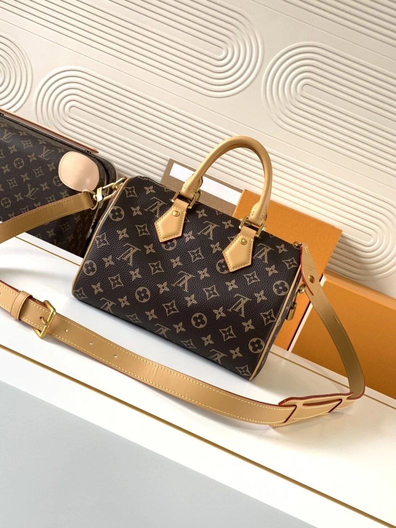 Versatile LX Speedy Bags 10733