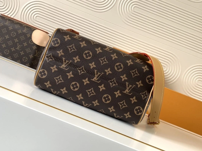 Versatile LX Speedy Bags 10733