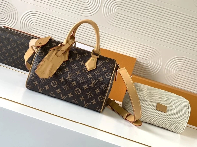 Versatile LX Speedy Bags 10733