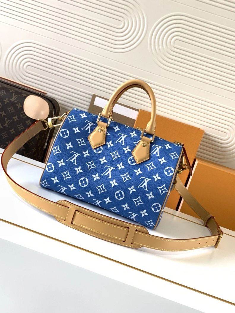 Versatile LX Speedy Bags 10747