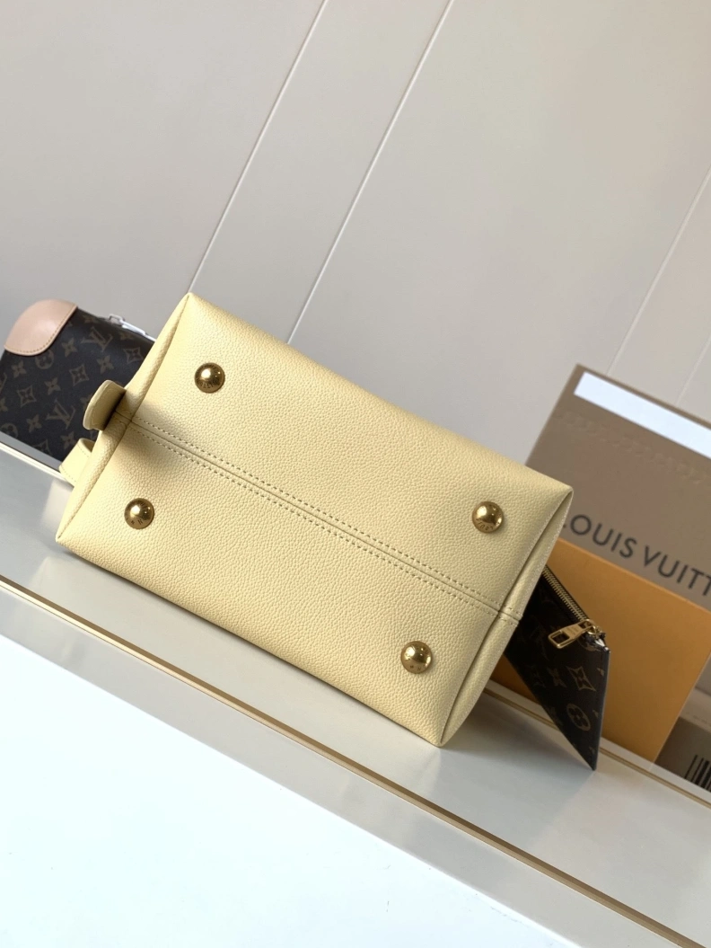 Timeless LX Bucket Bags 11796