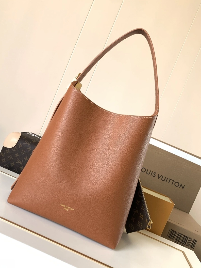Trendsetting LX Bucket Bags 11801
