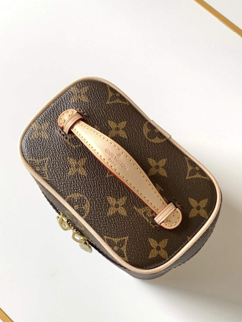 Comfortable LX Cosmetic Bags 11491