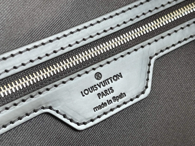 Bold LX Travel Bags 10516