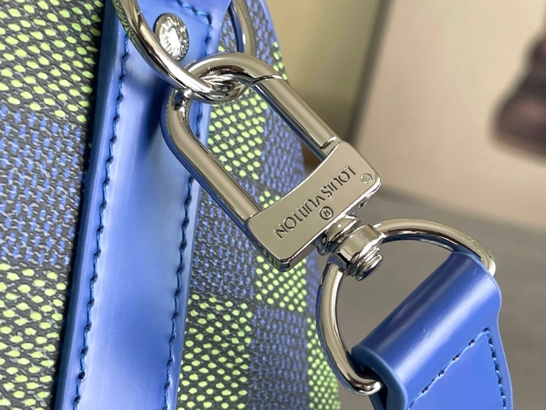Vibrant LX Travel Bags 10494