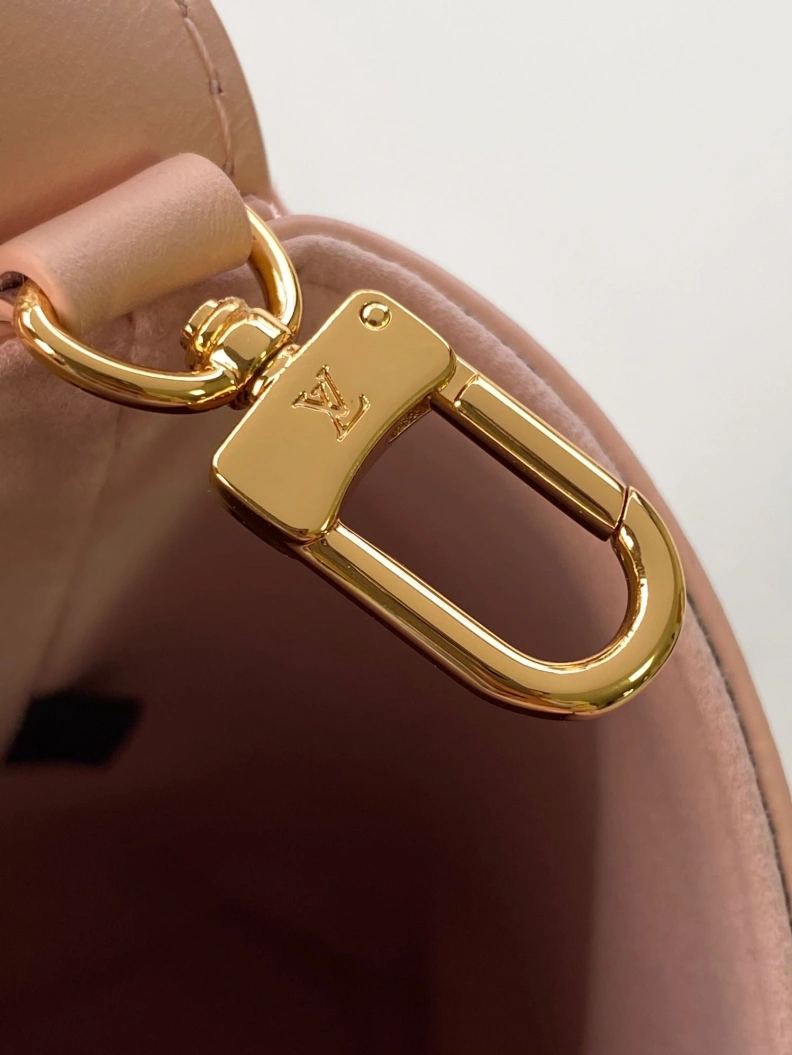 LX Bucket Bags Resilient 11799