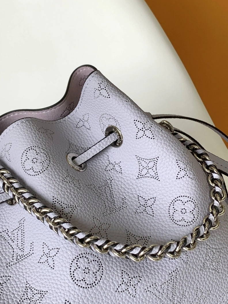 Resilient LX Bucket Bags 9453