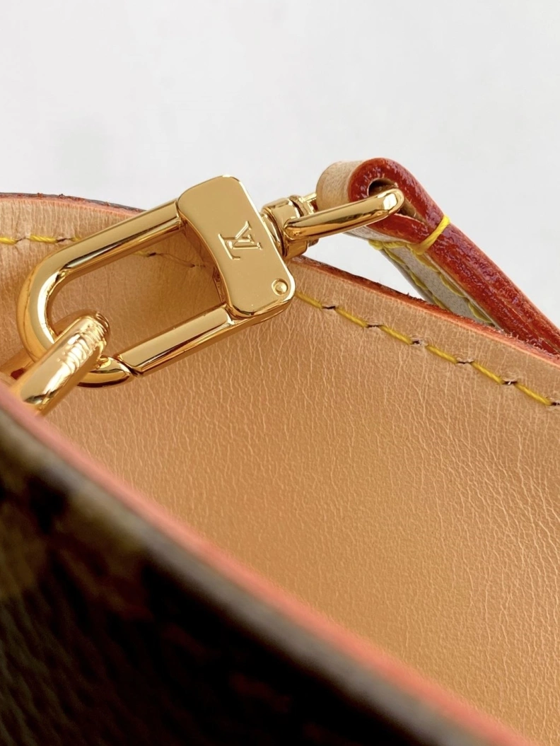 Unique LX Top Handle Bags 8480