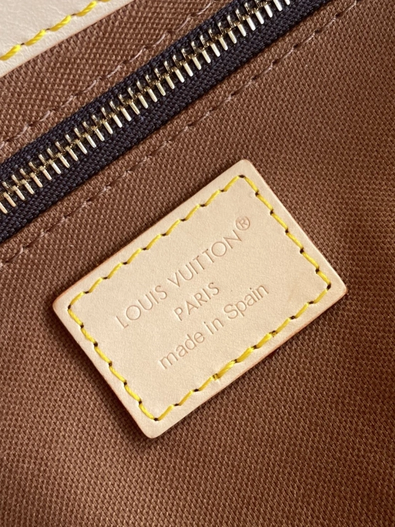 Unique LX Top Handle Bags 8480