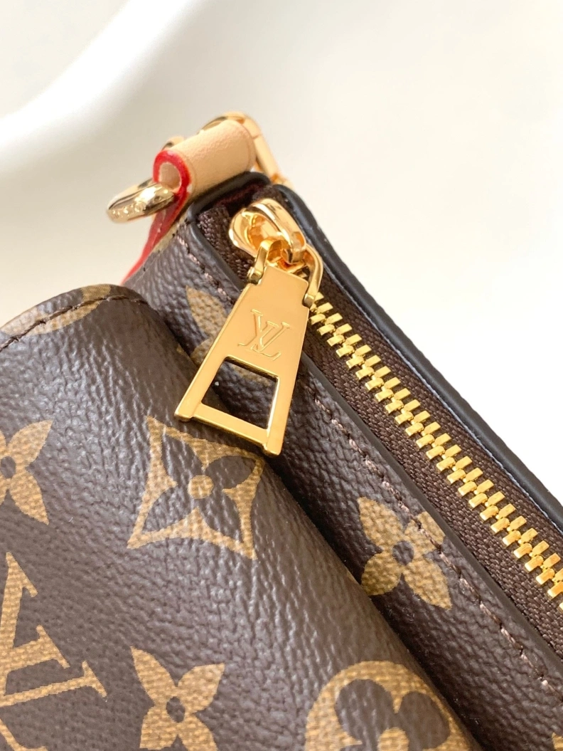 Classic LX Satchel bags 9143