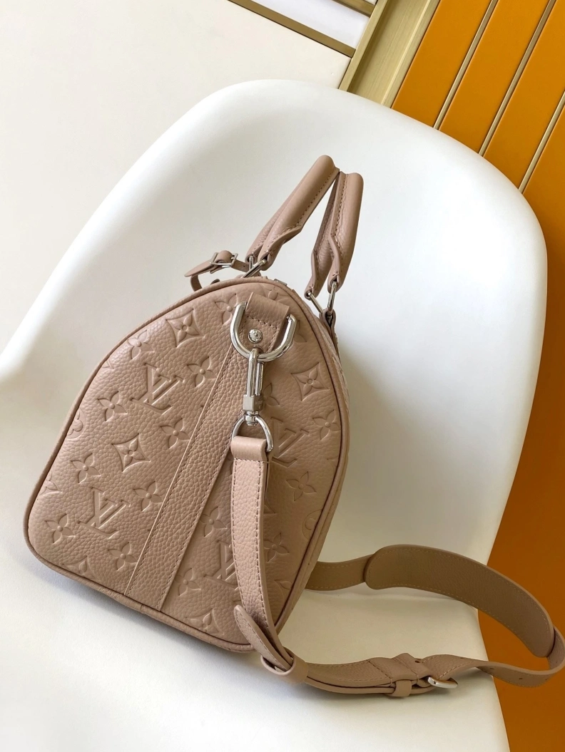 Elegant LX Travel Bags 8180