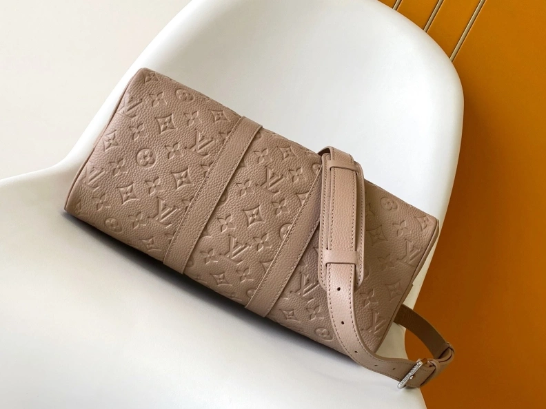 Elegant LX Travel Bags 8180