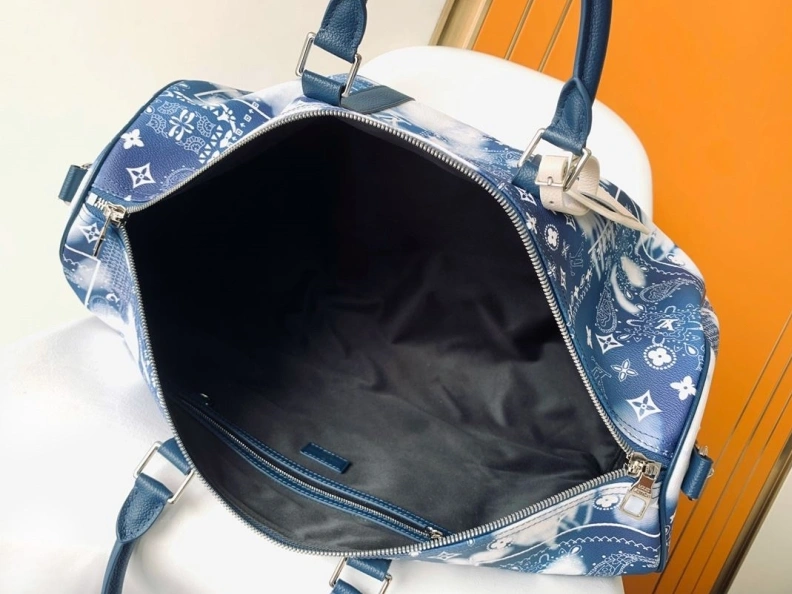 Breathable LX Travel Bags 8192