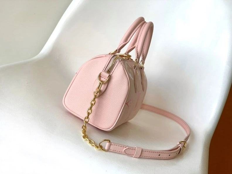 Versatile LX Speedy Bags 8615