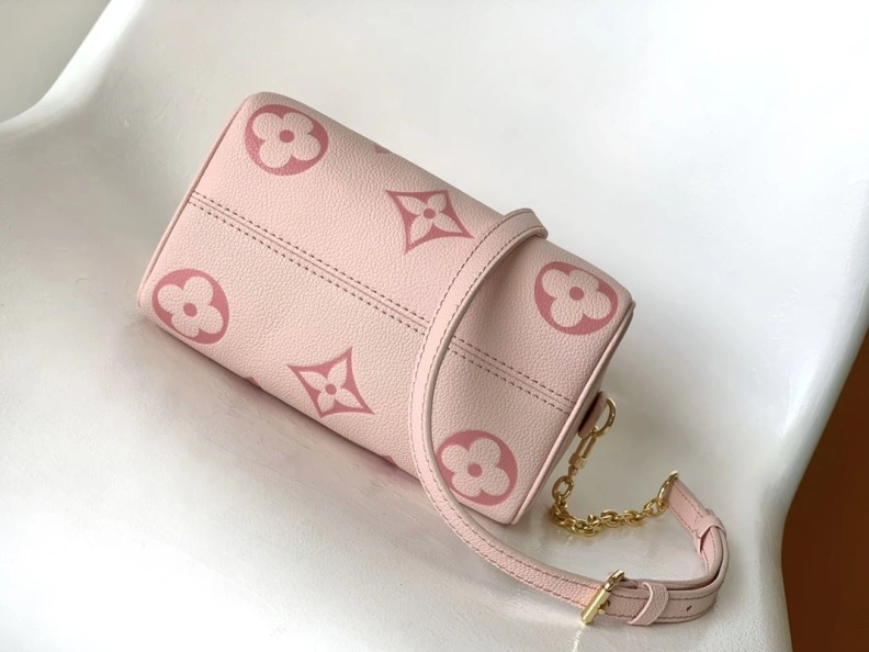 Versatile LX Speedy Bags 8615