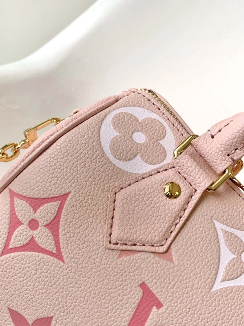 Versatile LX Speedy Bags 8615