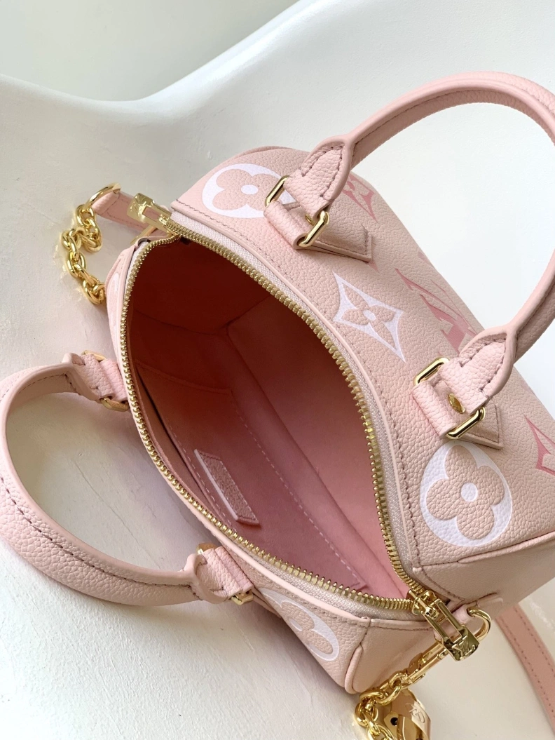 Versatile LX Speedy Bags 8615