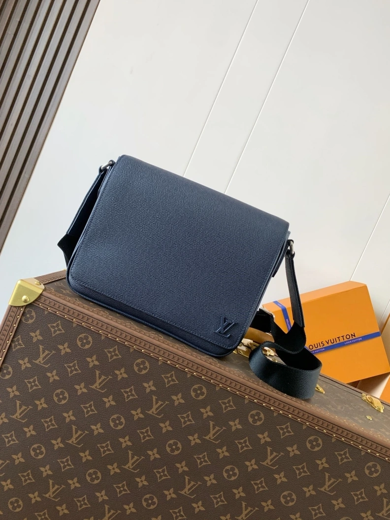 LX Satchel bags Popular 9132