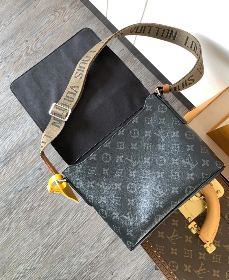 LX Satchel bags StreetReady 9122