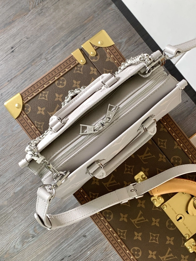 Stylish LX Top Handle Bags 8488